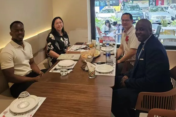 Mr Dozva of AAG in working lunch session with Africa Guangdong Business Association (AGBA)