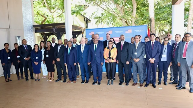 Family Photo at US-Mauritius Business Summit 2024