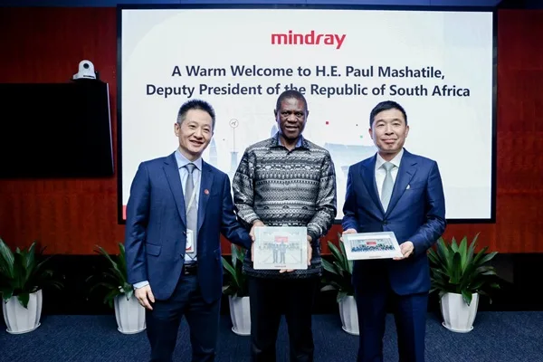 VP Mashatile Visits Mindray Medical Devices in Shenzhen