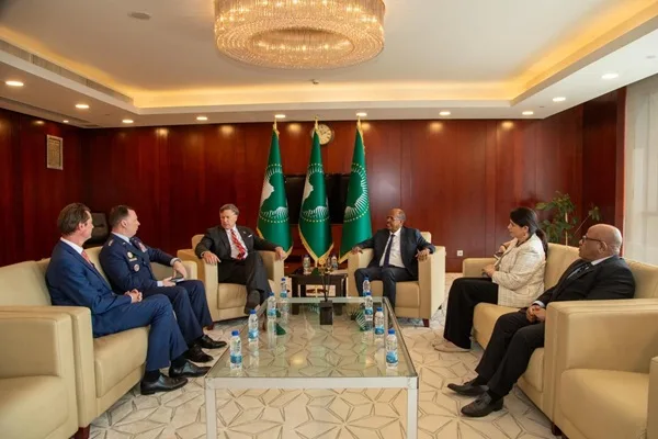 AUC Chair Youssouf Meets with US Deputy State Secretary Landau in Addis Ababa