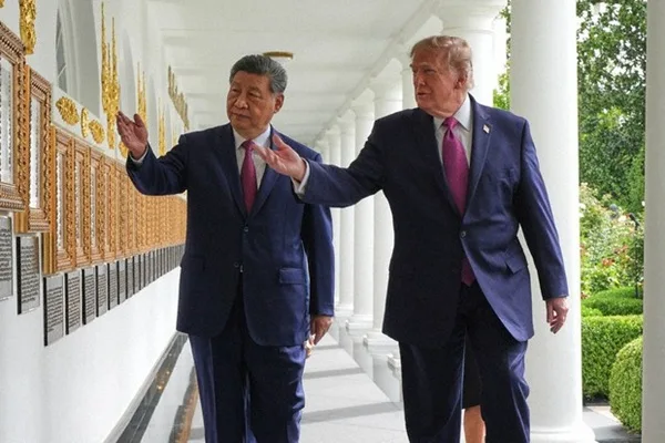 Trump showed Xi portraits of former US Presidents at the Colonnade in the White House